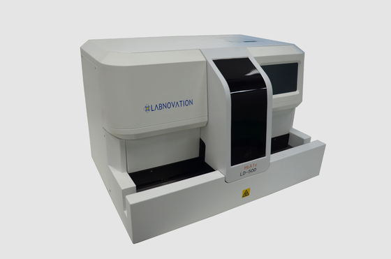 Máy phân tích HbA1c Labnovation Máy phân tích HPLC HbA1c 5 phút được trang bị với trình tải tự động